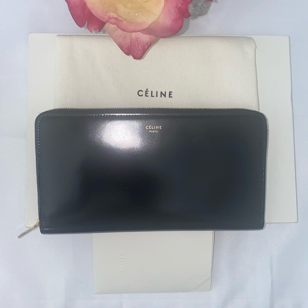 NWT CELINE BLACK PATENT LEATHER WALLET